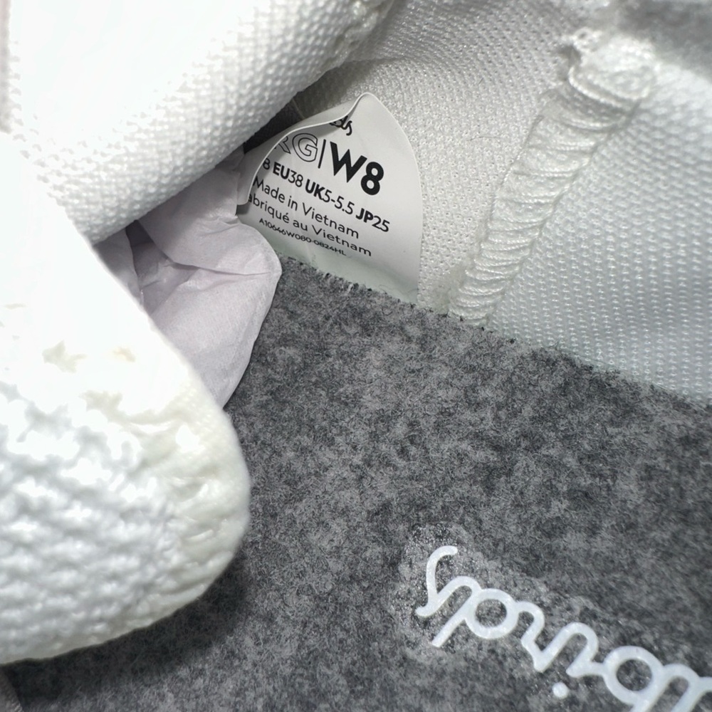 Allbirds women’s Tree Runner size 8 white new in box - Picture 5 of 12